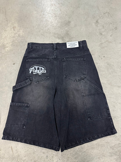 Pangea “Finesse” Jorts